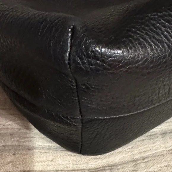 Coach Black Leather Shoulder Bag - Picture 9 of 13